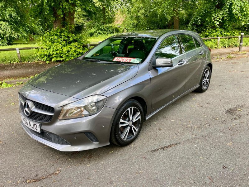 MERCEDES-BENZ A CLASS 1.5 A180d SE (Executive) Euro 6 (s/s) 5dr