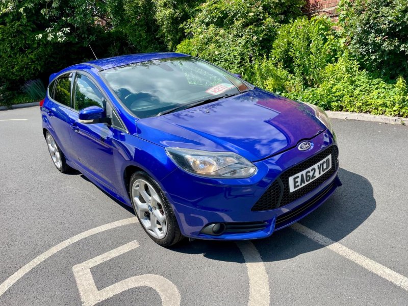 FORD FOCUS 2.0T EcoBoost ST-2 Euro 5 (s/s) 5dr